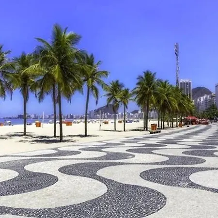 Copacabana Lindo Ar Condicionado Wifi Lado Metro, Comercio E Proximo Praia